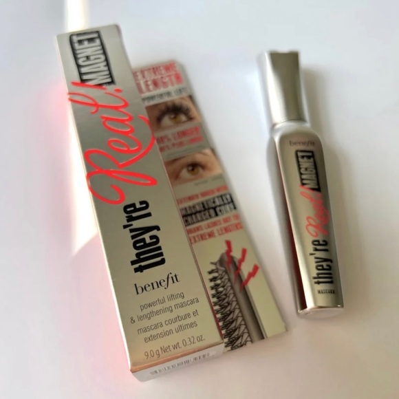 Benefit Cosmetics They're Real! Magnet Extreme Lengthening Mascara. Full size. - Picture 3 of 3
